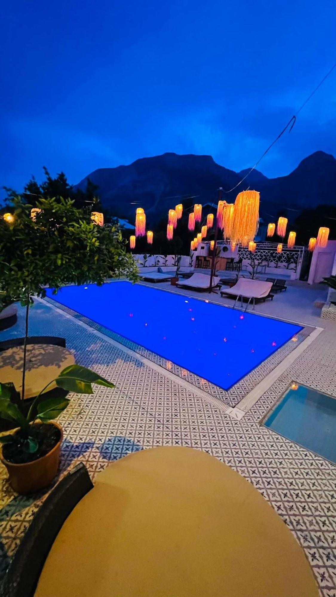 Güler Butık Antalya