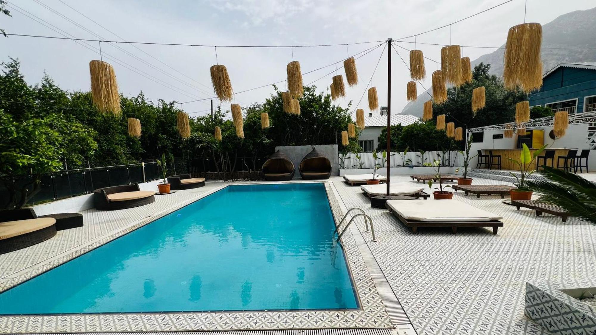 Güler Butık Antalya